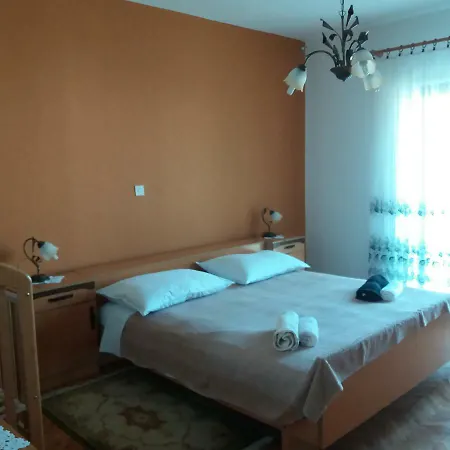 Dominik Apartman